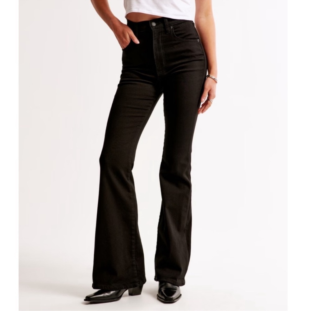 Abercrombie & Fitch Black Ultra High Rise Stretch Flare Jean NWT size 10